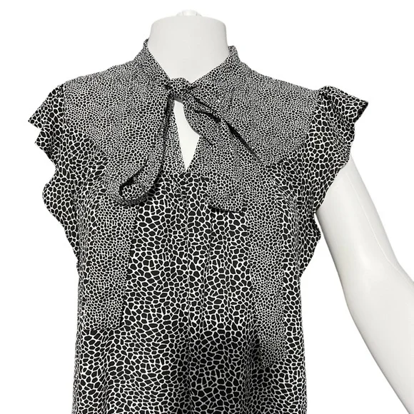 Michael Kors - Womens Ruffle Sleeve Top - Sz. SM - Picture 2 of 8